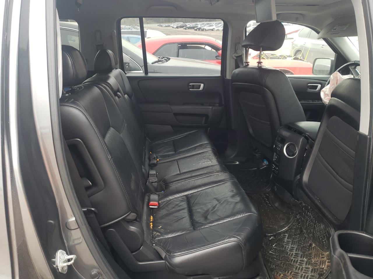 Photo 6 from auction – 2010 HONDA PILOT EXL with VIN 5FNYF4H65AB028929