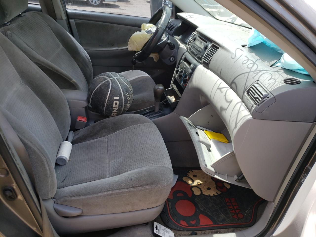 Photo 5 from auction – 2006 TOYOTA COROLLA CE with VIN 1NXBR32E26Z736900