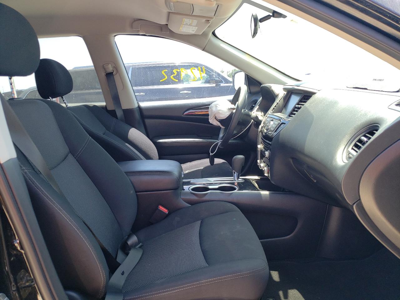 Photo 5 from auction – 2020 NISSAN PATHFINDER with VIN 5N1DR2AN2LC587779