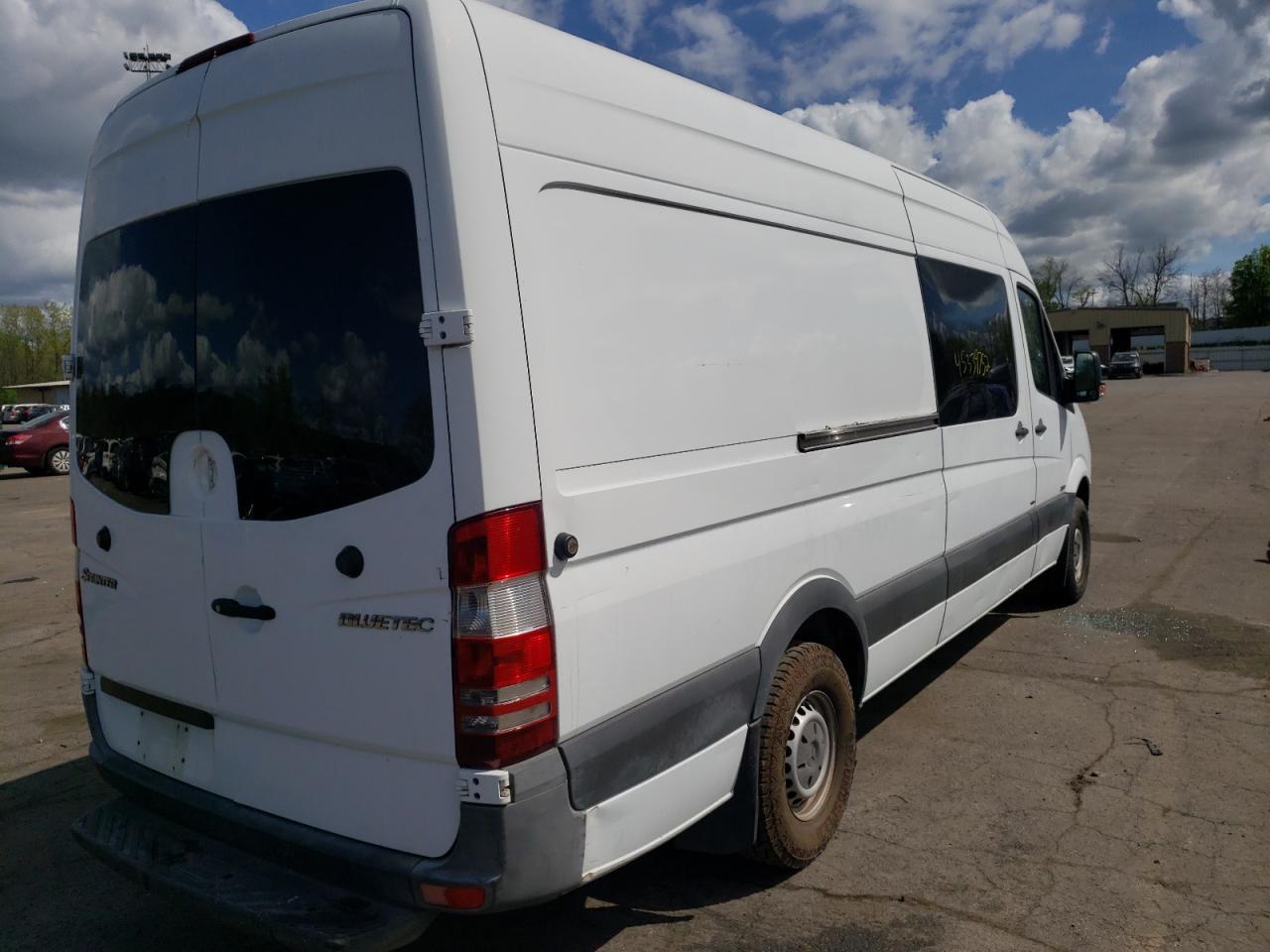 Photo 4 from auction – 2013 MERCEDES-BENZ SPRINTER 2 with VIN WD3PE8CC9D5726981