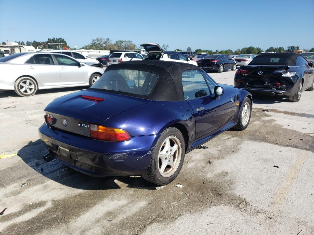Photo 4 from auction – 1999 BMW Z3 2.3 with VIN 4USCH9331XLF80204