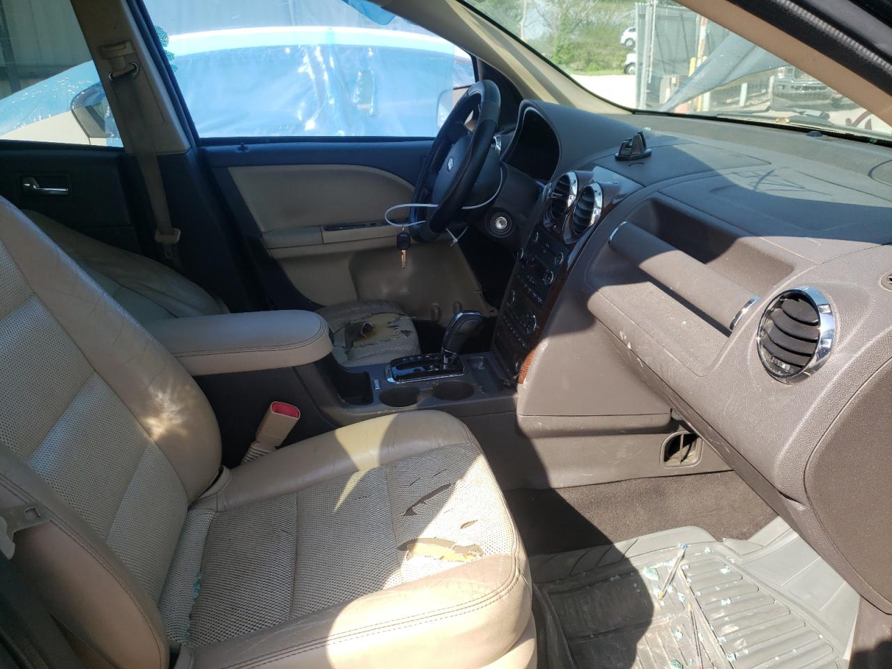 Photo 5 from auction – 2008 FORD TAURUS X E with VIN 1FMDK07W18GA33531