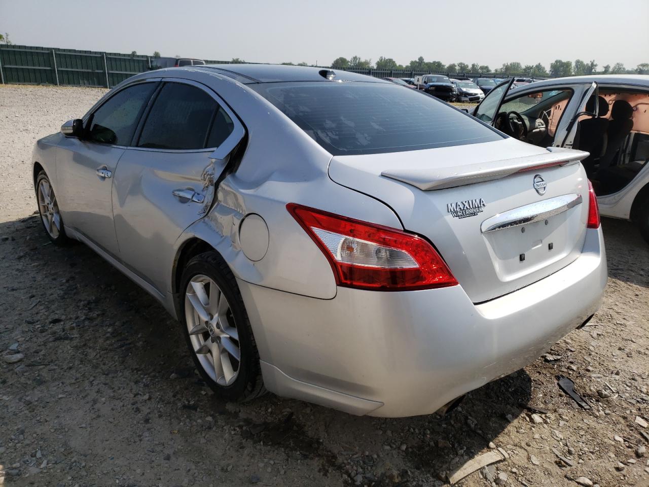 Photo 3 from auction – 2011 NISSAN MAXIMA with VIN 1N4AA5AP5BC855536