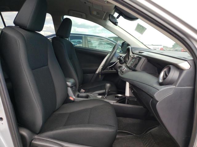 Photo 5 from auction – 2018 TOYOTA RAV4 LE with VIN 2T3ZFREV3JW504554