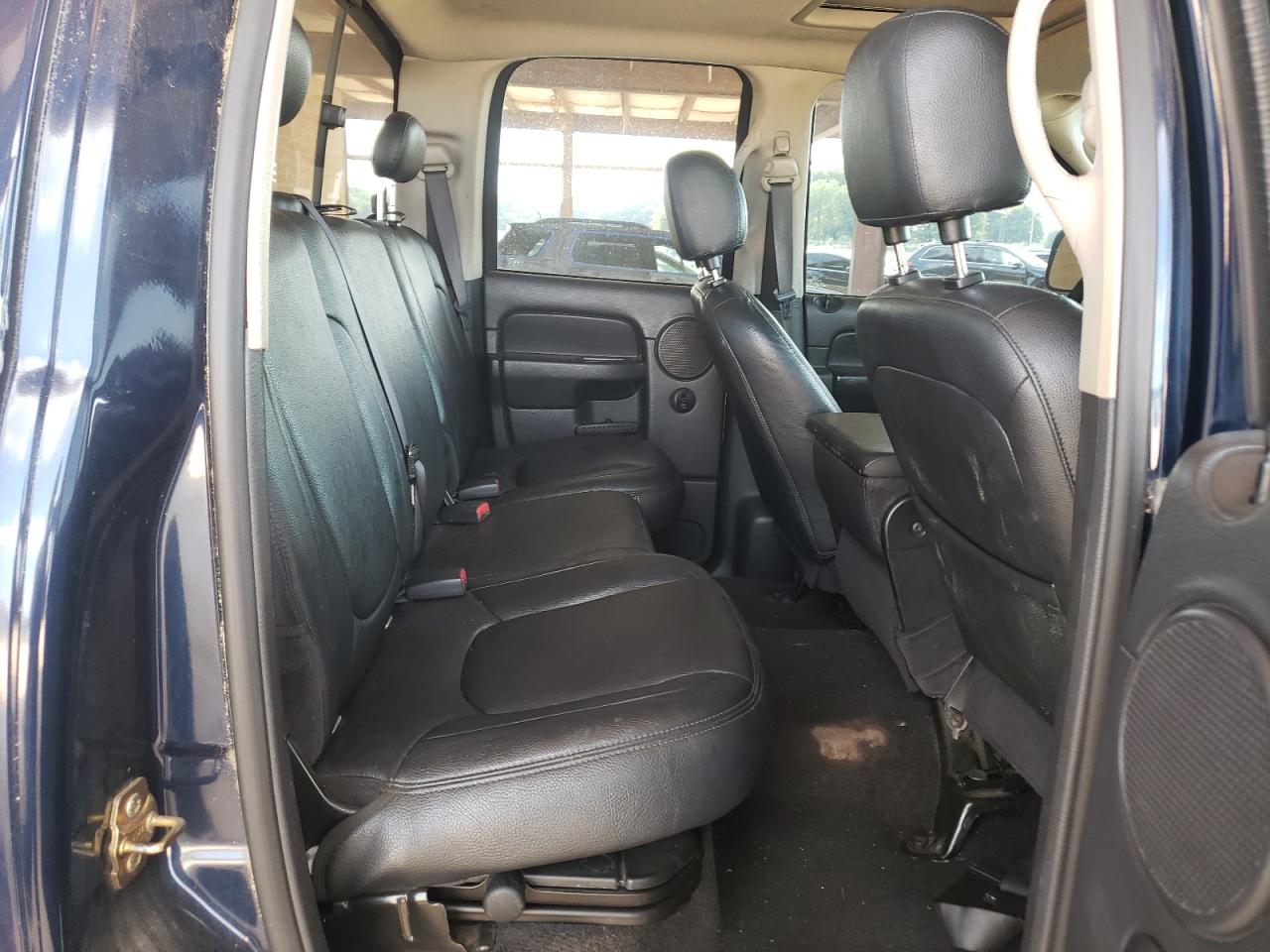 Photo 6 from auction – 2005 DODGE RAM 1500 S with VIN 1D7HU18D05S356079