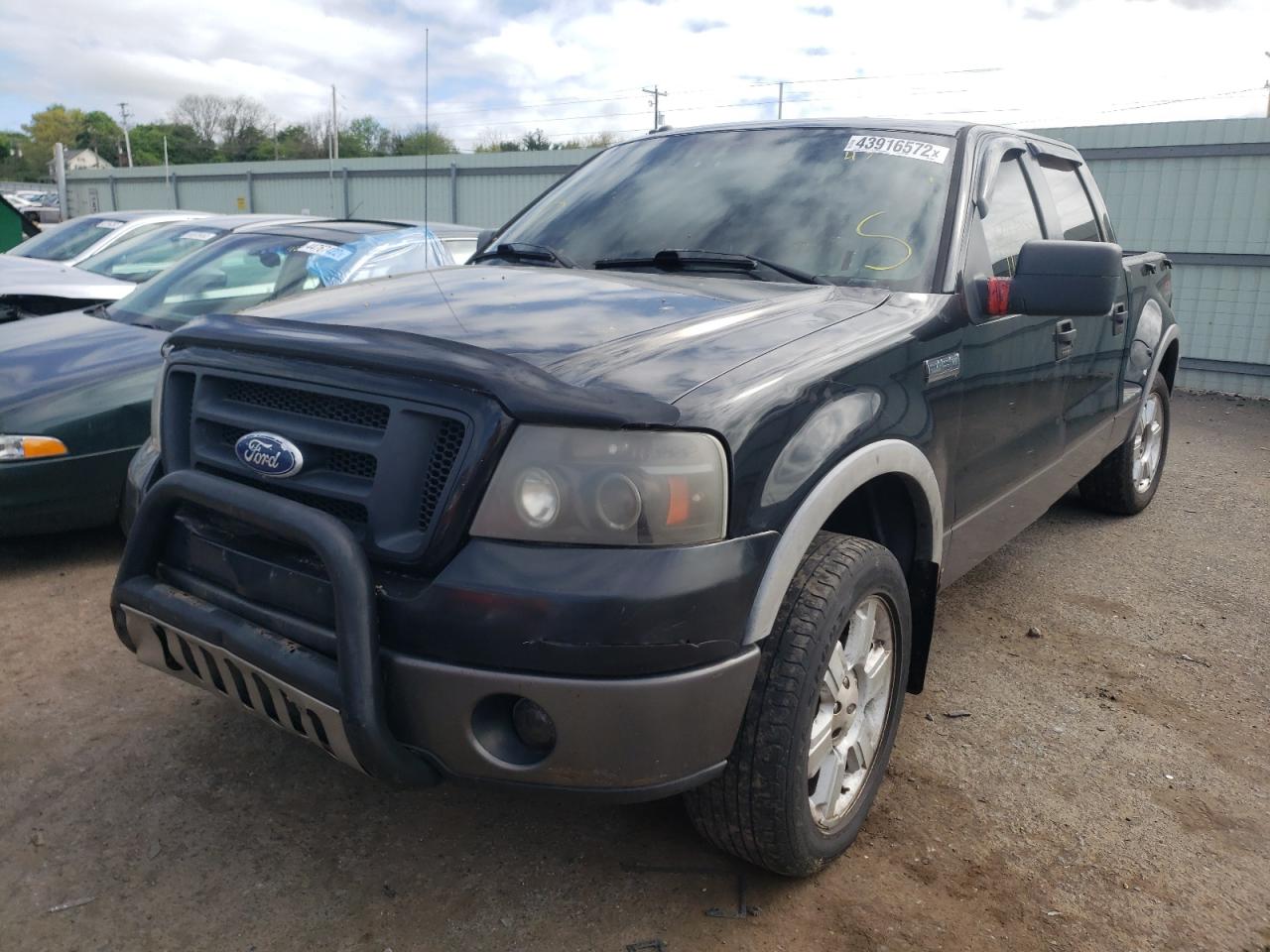 Photo 2 from auction – 2006 FORD F150 with VIN 1FTPW045X6KC30435