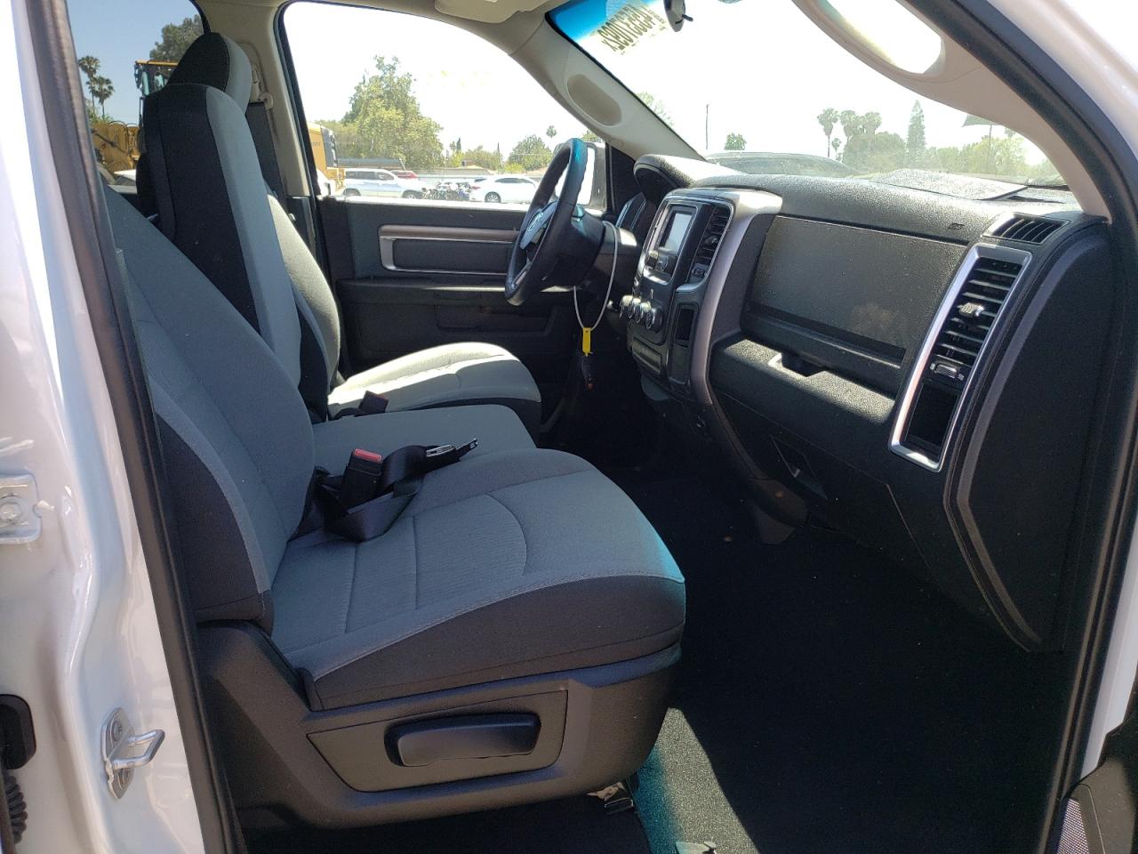 Photo 5 from auction – 2021 RAM 1500 CLASS with VIN 1C6RR6TT2MS520739