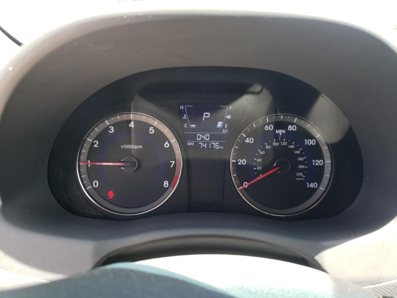 Photo 8 from auction – 2013 HYUNDAI ACCENT GLS with VIN KMHCT4AE0DU314814
