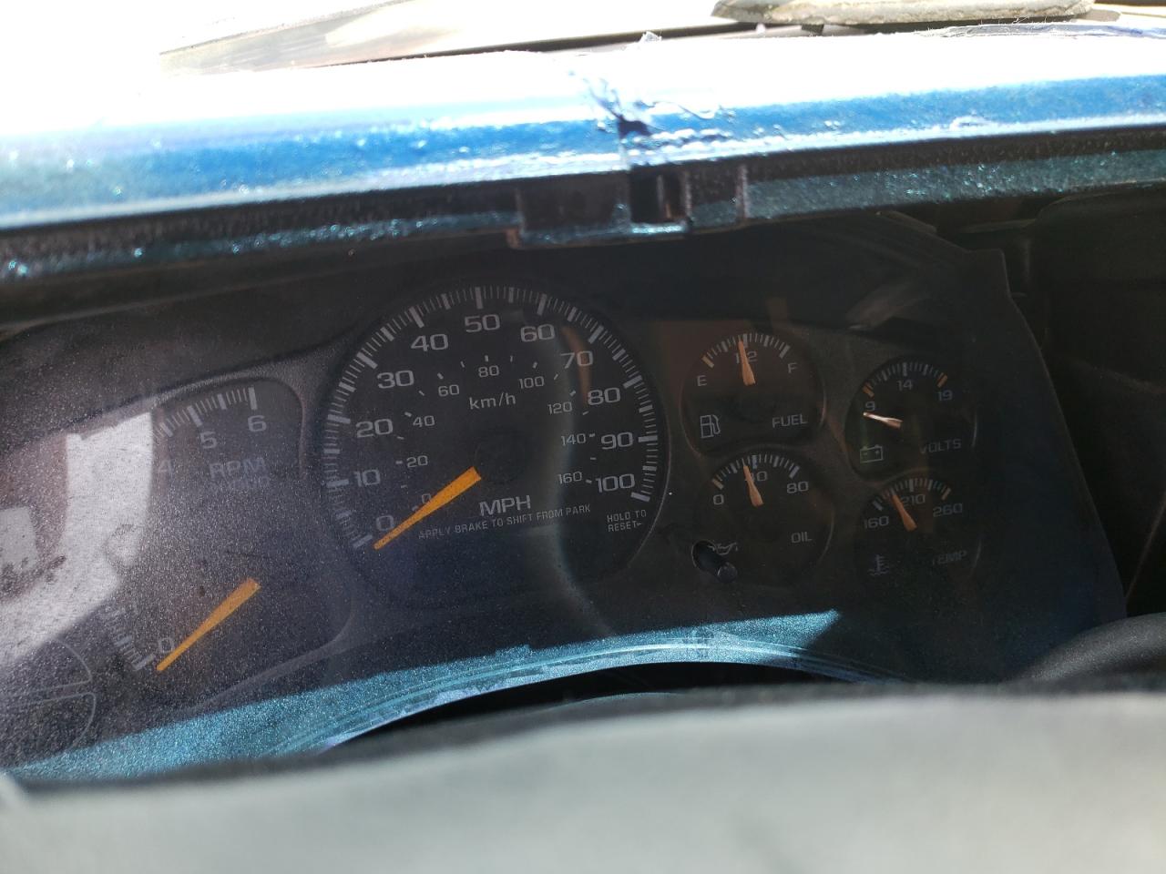 Photo 8 from auction – 2002 GMC SIERRA K15 with VIN 1GTGK13U52F213622