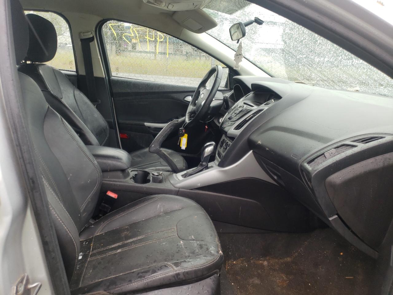 Photo 5 from auction – 2013 FORD FOCUS SE with VIN 1FADP3K24DL292078