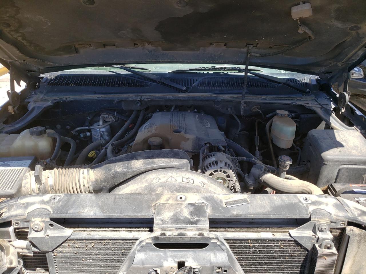 Photo 12 from auction – 2002 CHEVROLET AVALANCHE with VIN 3GNGK23G52G226005