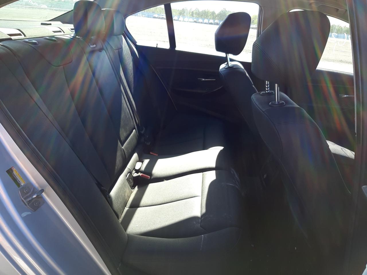 Photo 6 from auction – 2018 BMW 320 XI with VIN WBA8A3C57JA357905