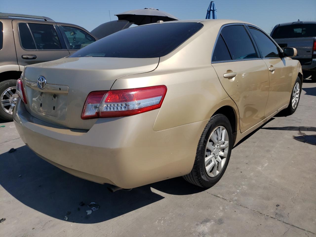 Photo 4 from auction – 2011 TOYOTA CAMRY BASE with VIN 4T4BF3EK4BR091368