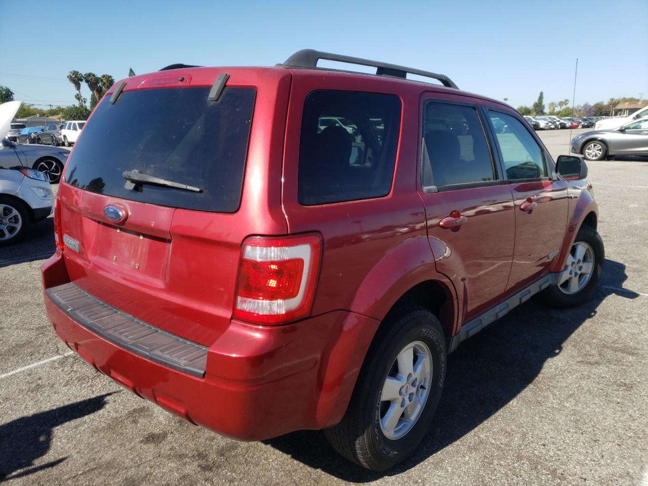 Photo 4 from auction – 2008 FORD ESCAPE XLT with VIN 1FMCU03158KE75693