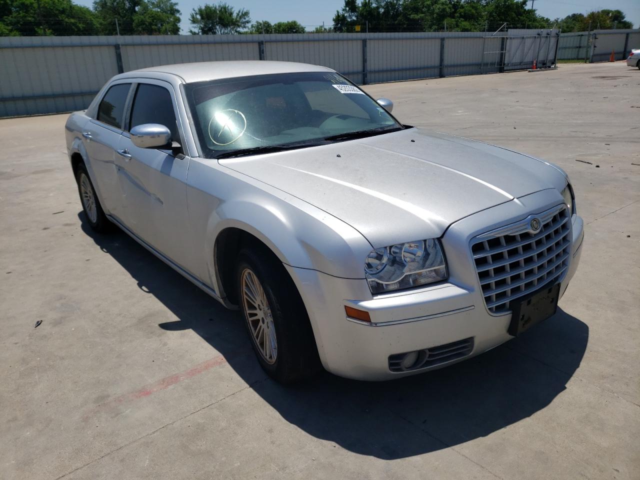 CHRYSLER 300 TOURIN 2010 with VIN 2C3CA4CD0AH216366 - Photo from auction