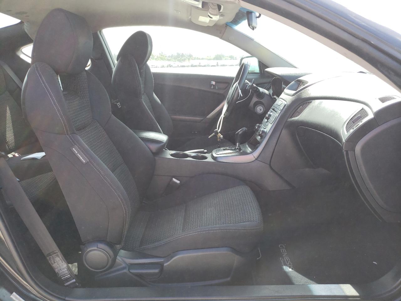 Photo 5 from auction – 2012 HYUNDAI GENESIS CO with VIN KMHHT6KD8CU076975