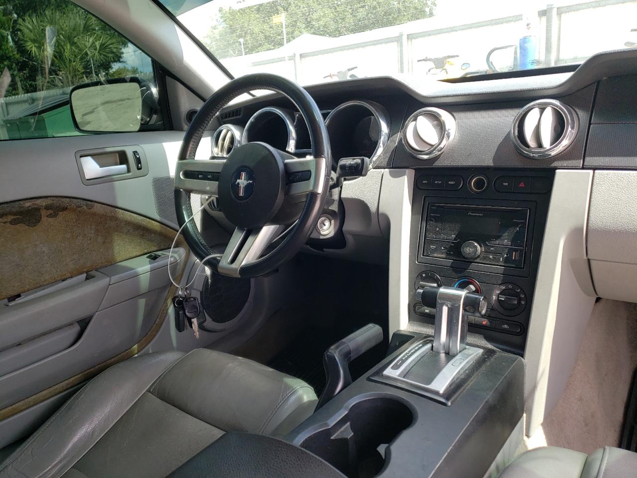 Photo 9 from auction – 2007 FORD MUSTANG with VIN 1ZVFT80N775308062