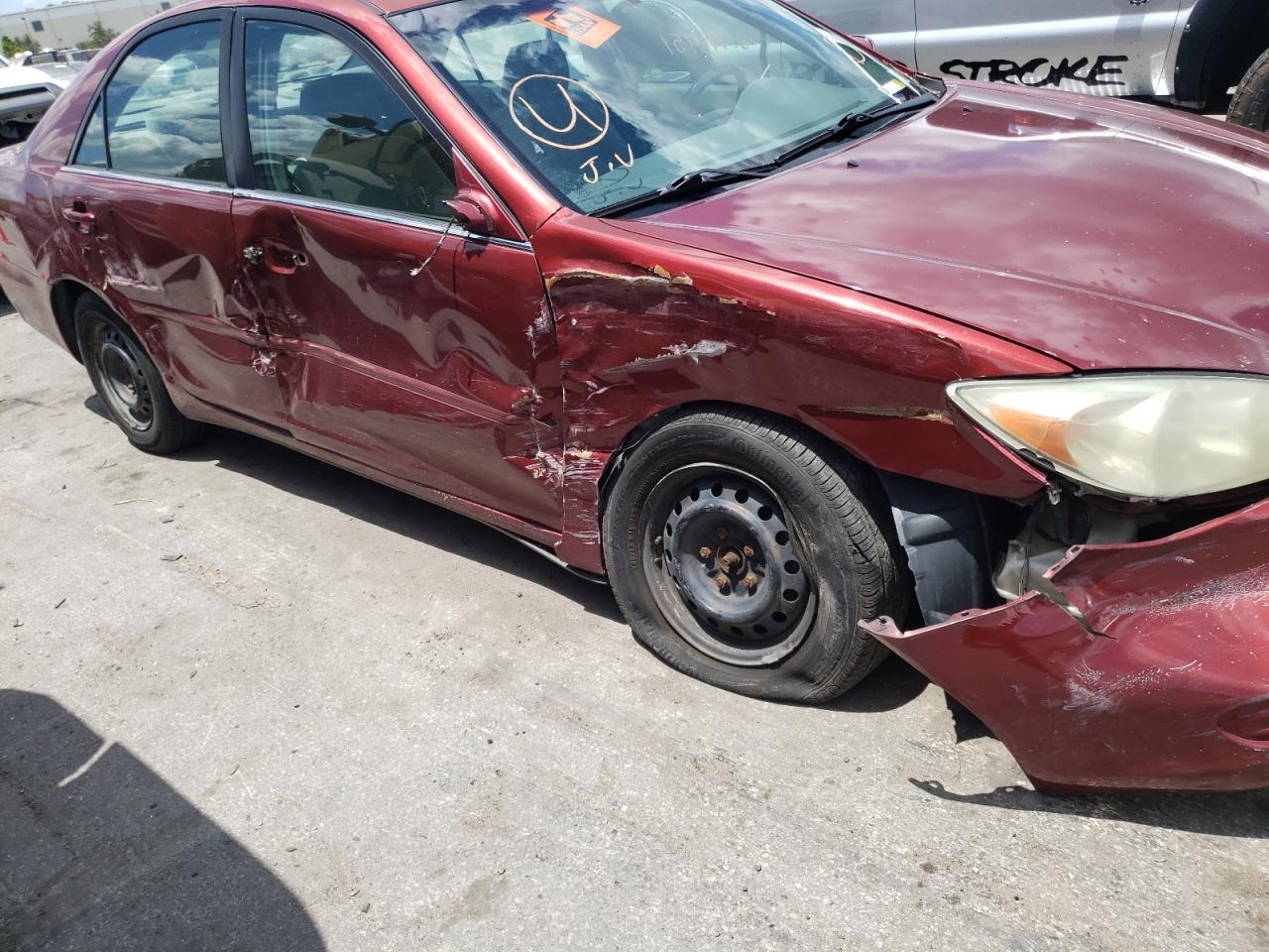 Photo 9 from auction – 2004 TOYOTA CAMRY LE with VIN 4T1BE32K24U375084