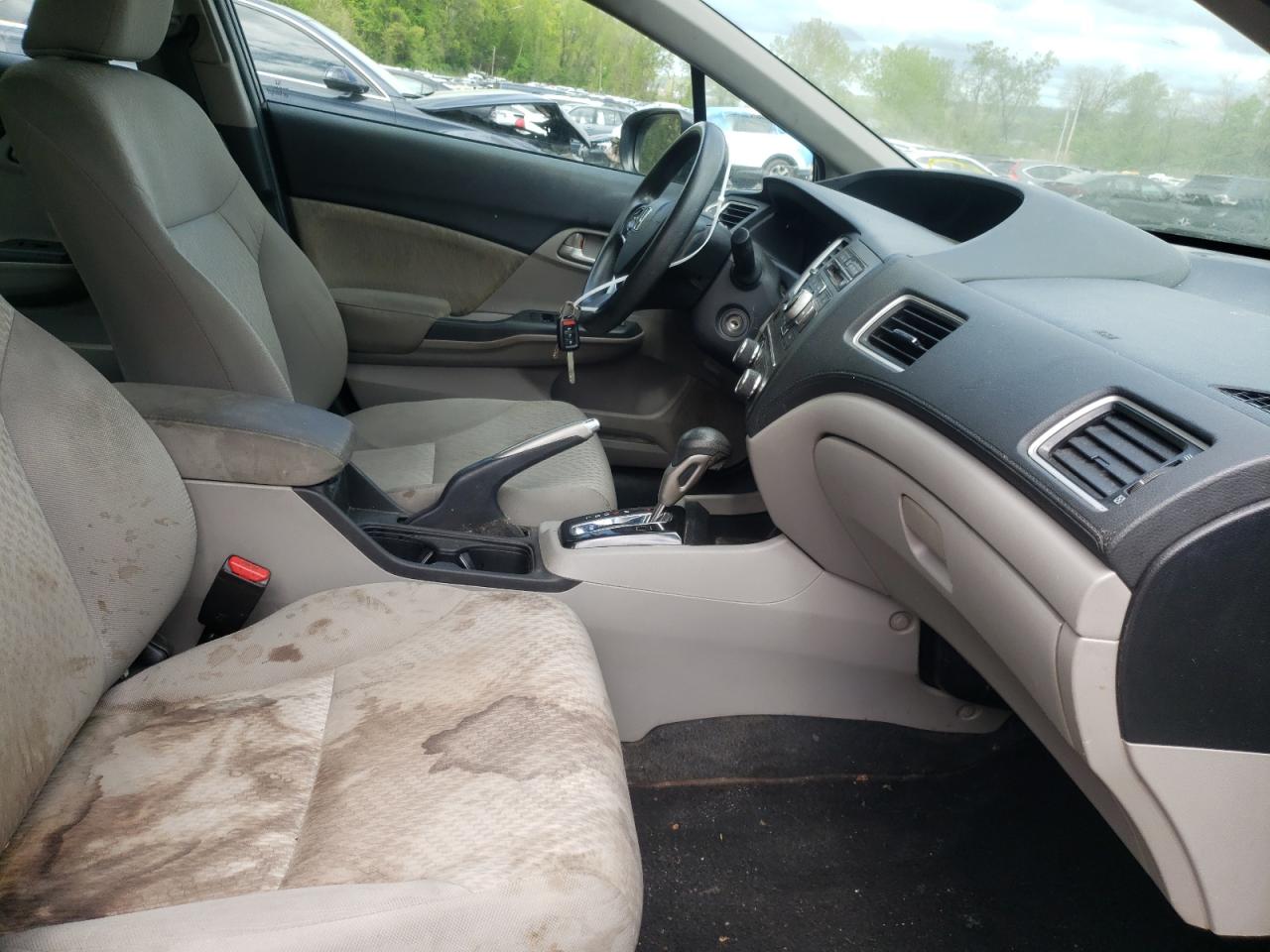 Photo 5 from auction – 2015 HONDA CIVIC LX with VIN 2HGFB2F59FH503082