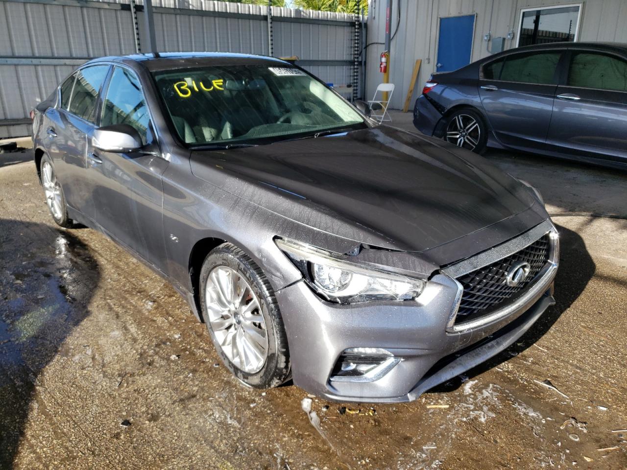INFINITI Q50 LUXE 2018 with VIN JN1EV7AP1JM351685 - Photo from auction
