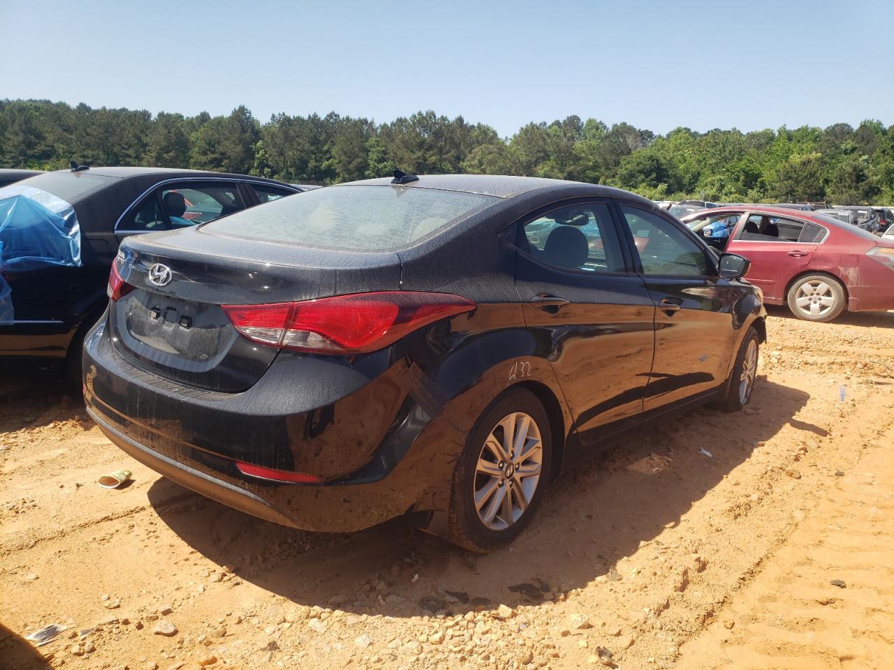 Photo 4 from auction – 2016 HYUNDAI ELANTRA SE with VIN 5NPDH4AE0GH728541