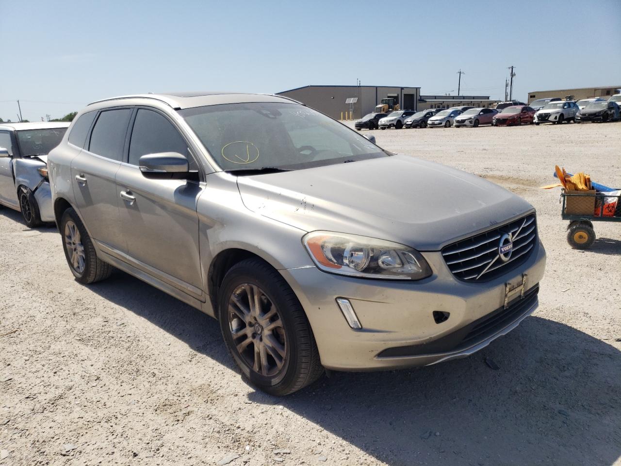 VOLVO XC60 T5 PR 2015 with VIN YV440MDB7F2600478 - Photo from auction