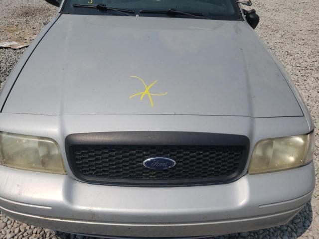 Photo 7 from auction – 2004 FORD CROWN VICT with VIN 2FAFP71W84X157368