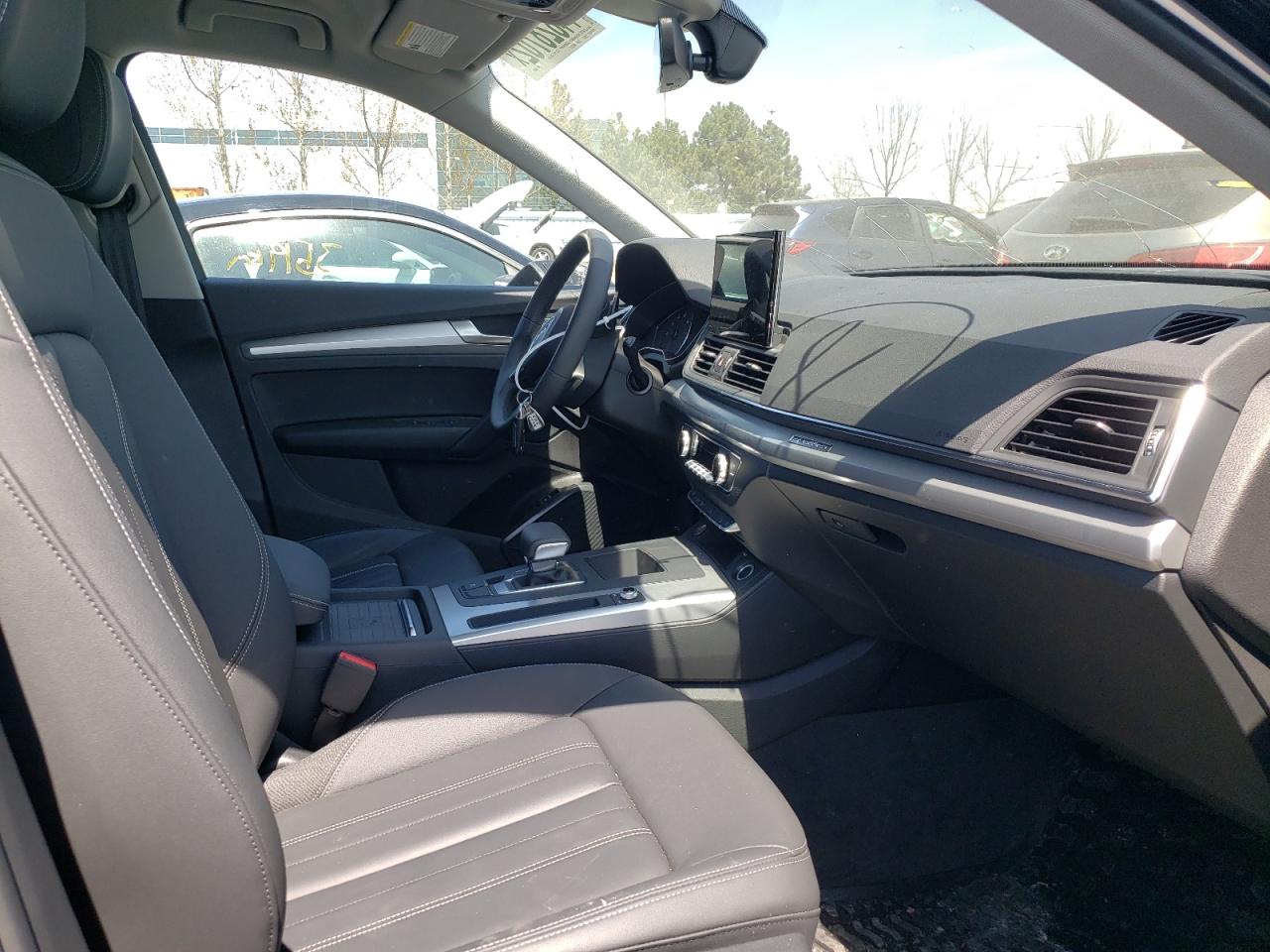 Photo 19 from auction – 2021 AUDI Q5 PREMIUM with VIN WA1AAAFY9M2101501