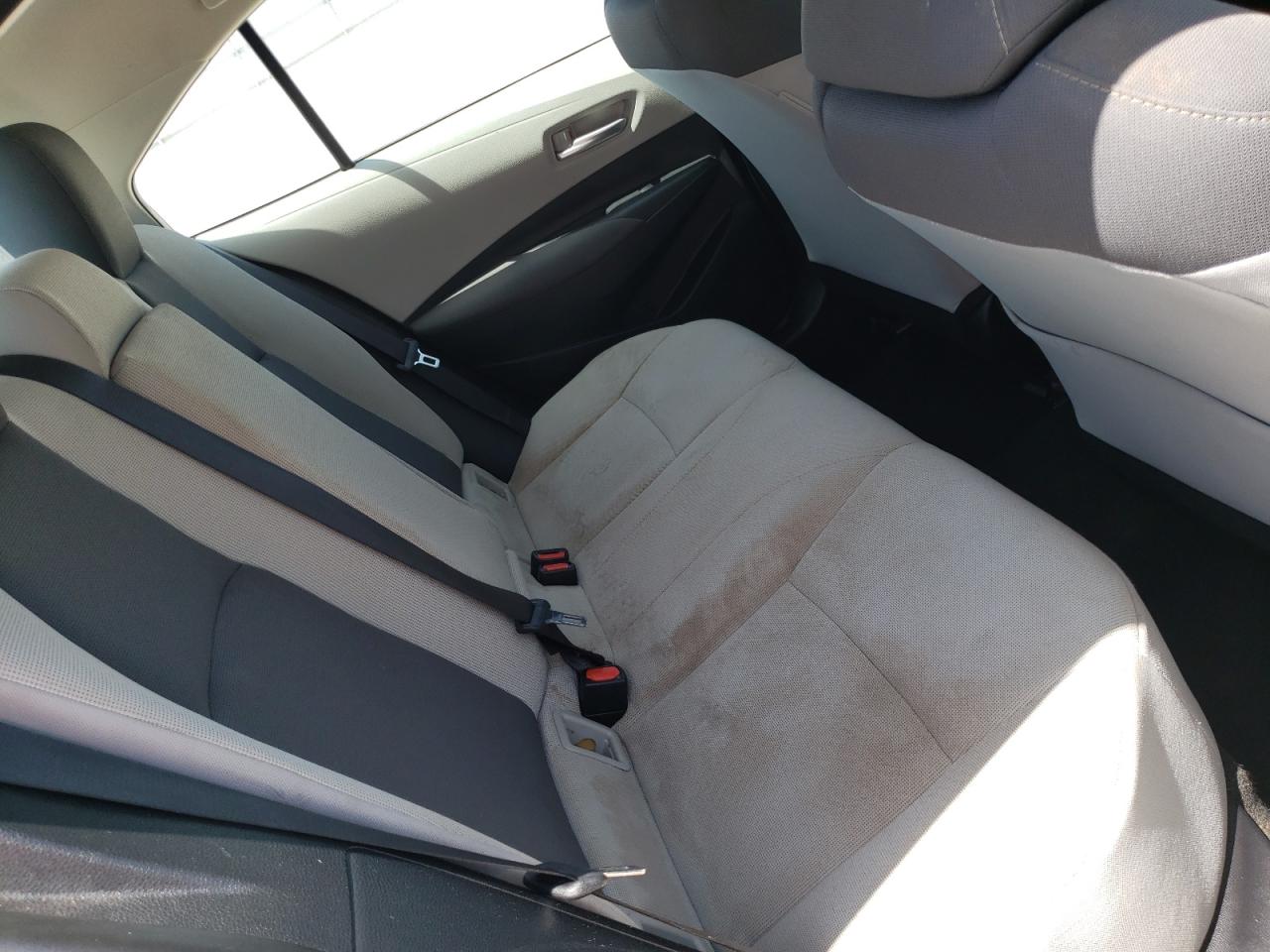 Photo 6 from auction – 2021 TOYOTA COROLLA LE with VIN 5YFEPMAE3MP197518