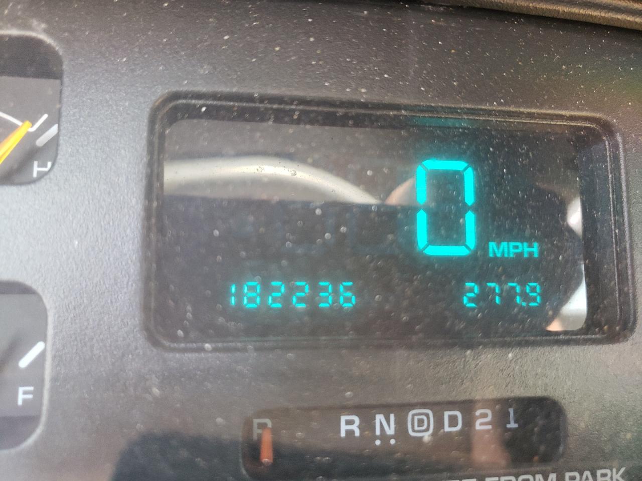 Photo 8 from auction – 1995 CHEVROLET CAPRICE CL with VIN 1G1BL82P0SR157866