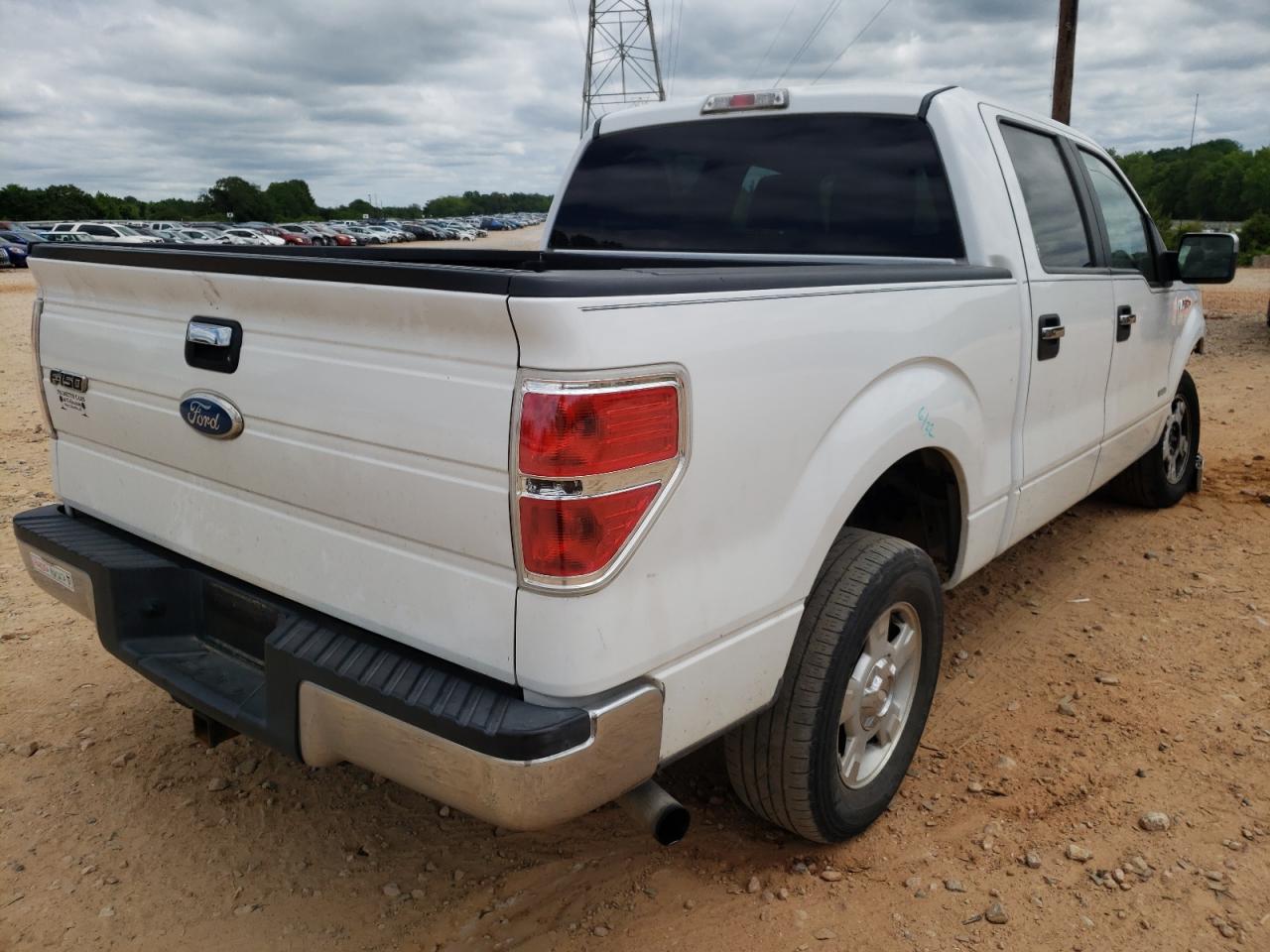 Photo 4 from auction – 2011 FORD F150 SUPER with VIN 1FTFW1CT7BFC45320