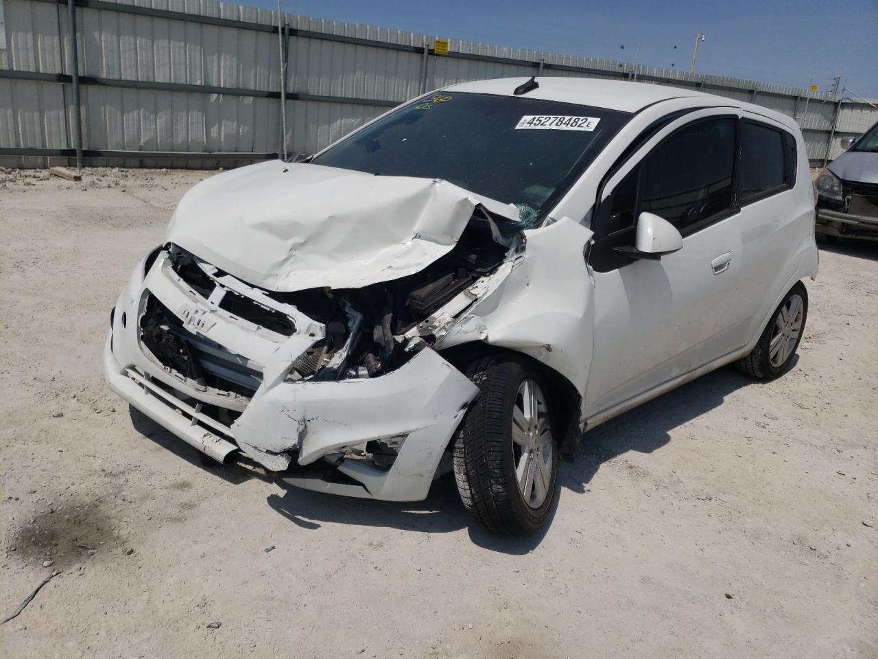 Photo 2 from auction – 2014 CHEVROLET SPARK 1LT with VIN KL8CD6S99EC533334
