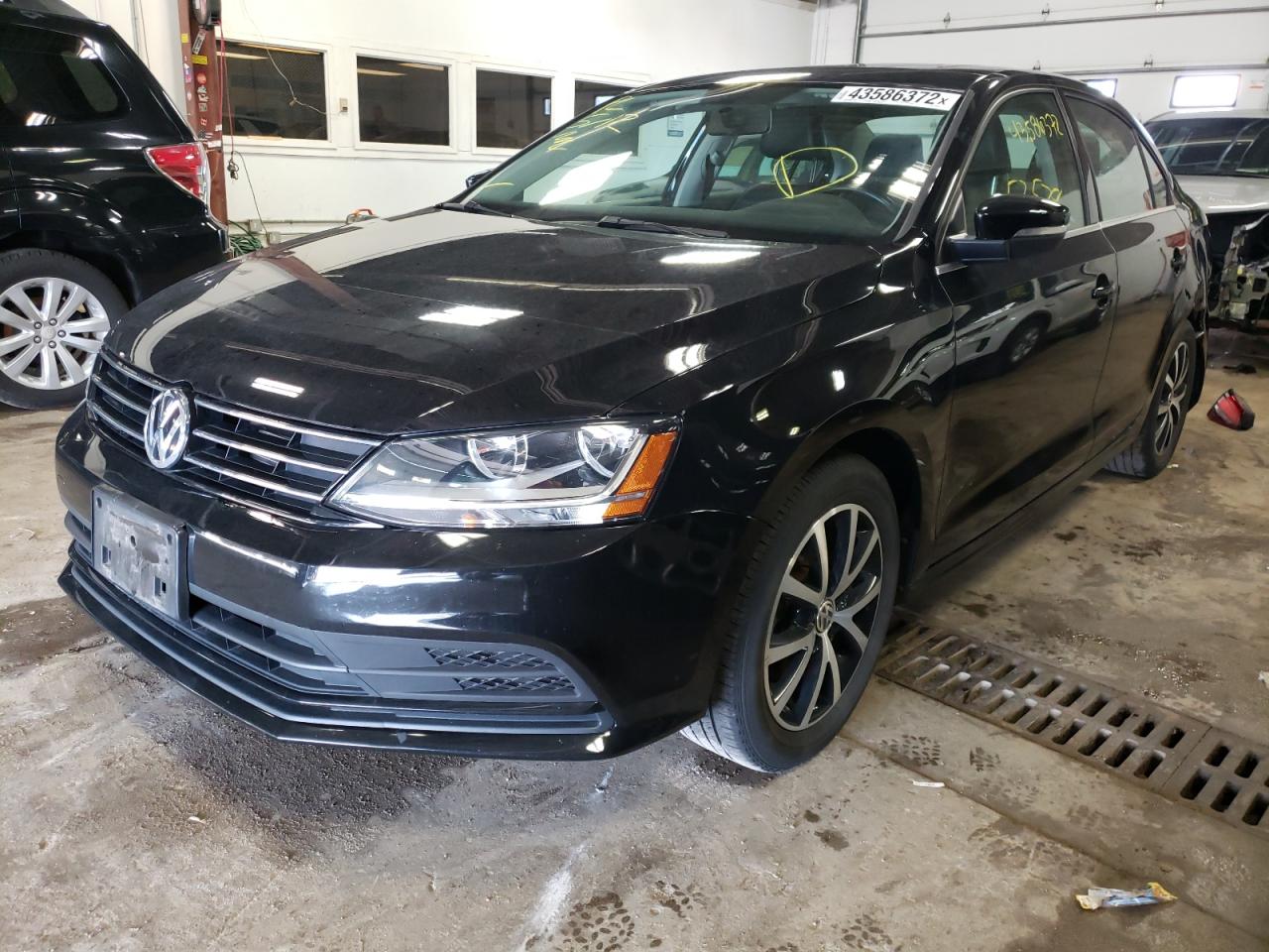 Photo 2 from auction – 2017 VOLKSWAGEN JETTA SE with VIN 3VWDB7AJ8HM282325