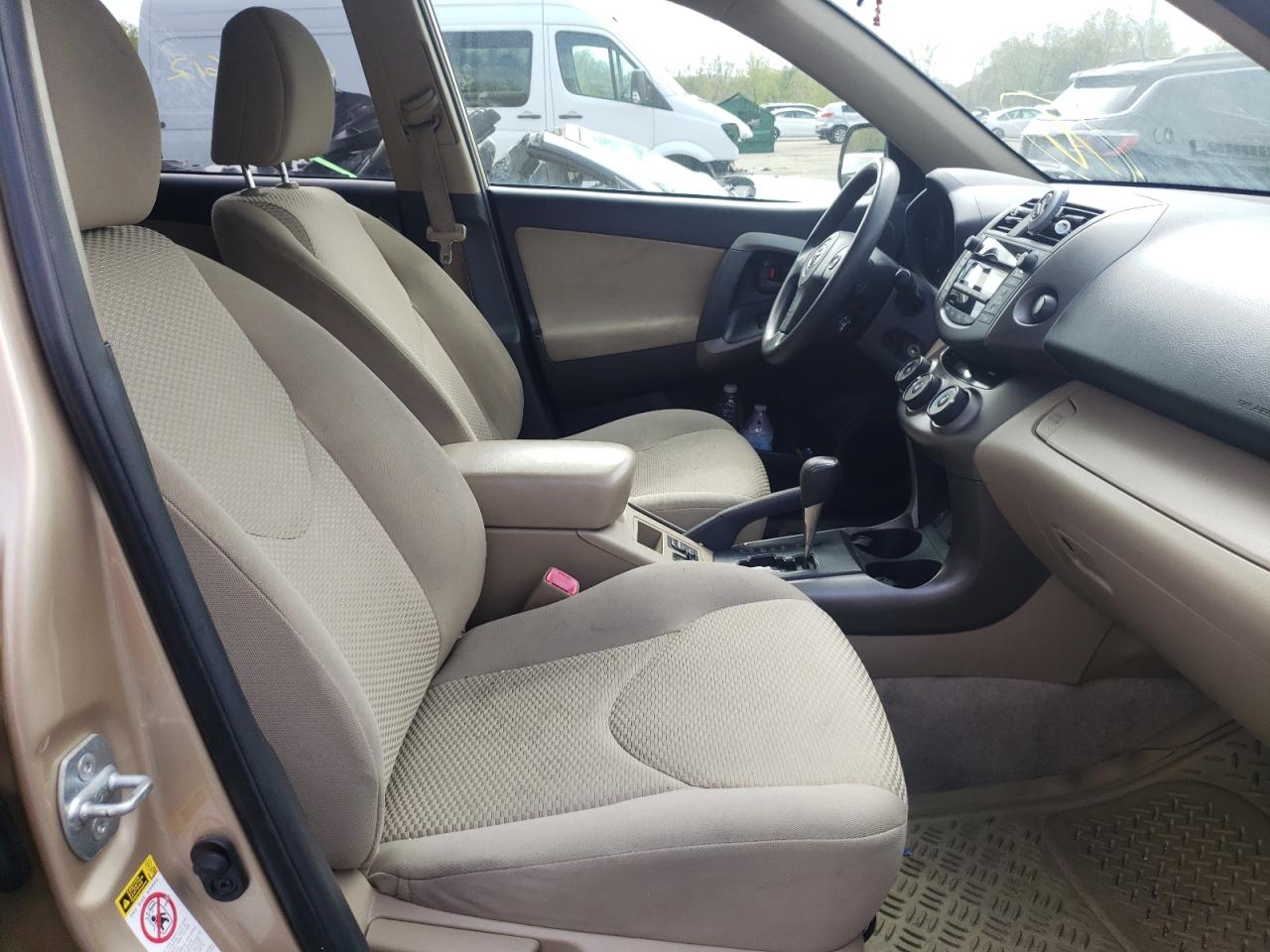 Photo 5 from auction – 2011 TOYOTA RAV4 with VIN JTMBF4DVXB5049703