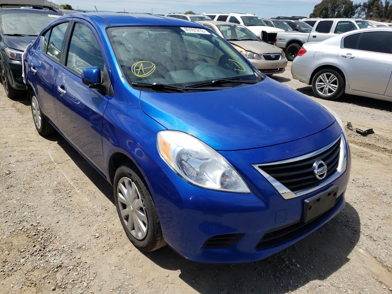 NISSAN VERSA S 2013 with VIN 3N1CN7AP3DL881596 - Photo from auction