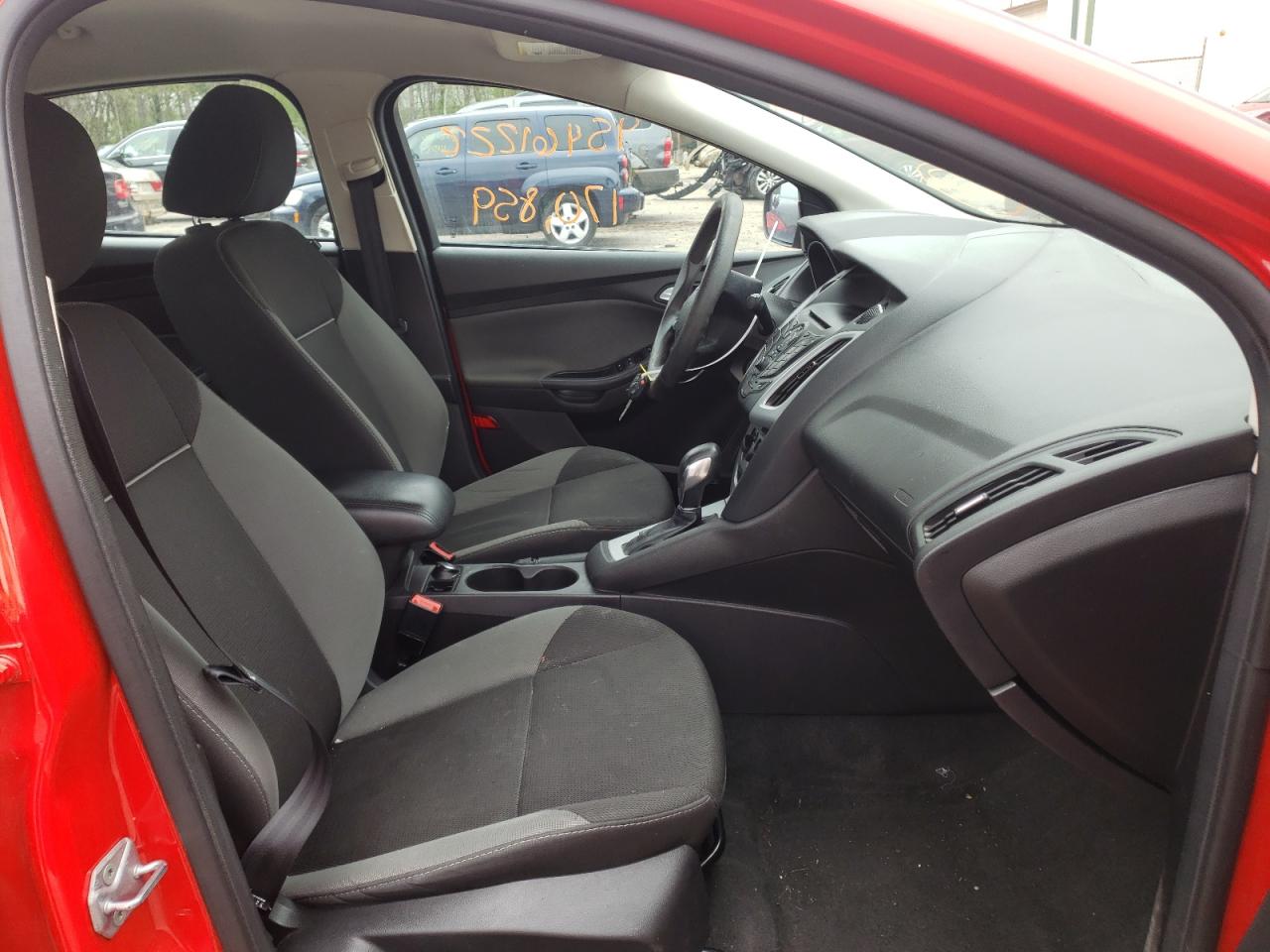 Photo 5 from auction – 2014 FORD FOCUS SE with VIN 1FADP3F27EL211568