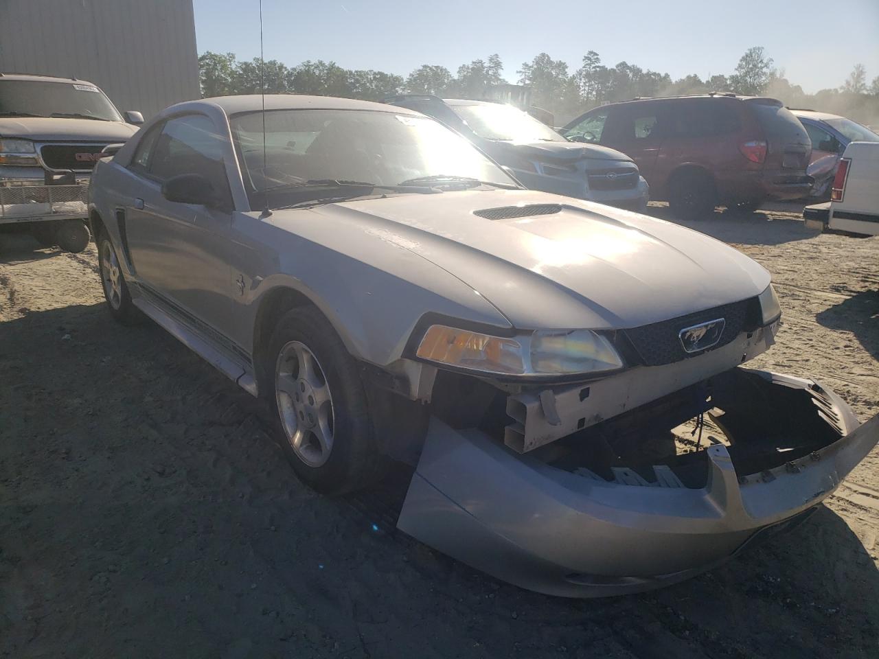 FORD MUSTANG 2001 with VIN 1FAFP40431F107435 - Photo from auction