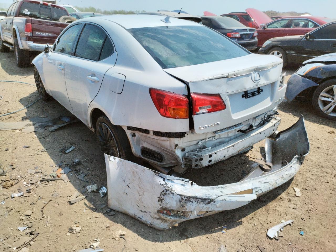Photo 3 from auction – 2007 LEXUS IS 250 with VIN JTHCK262X72011032