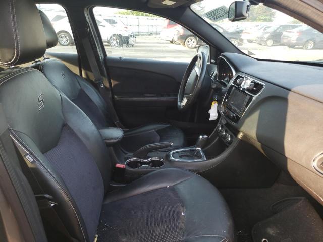 Photo 5 from auction – 2013 CHRYSLER 200 LIMITE with VIN 1C3CCBCG4DN690079