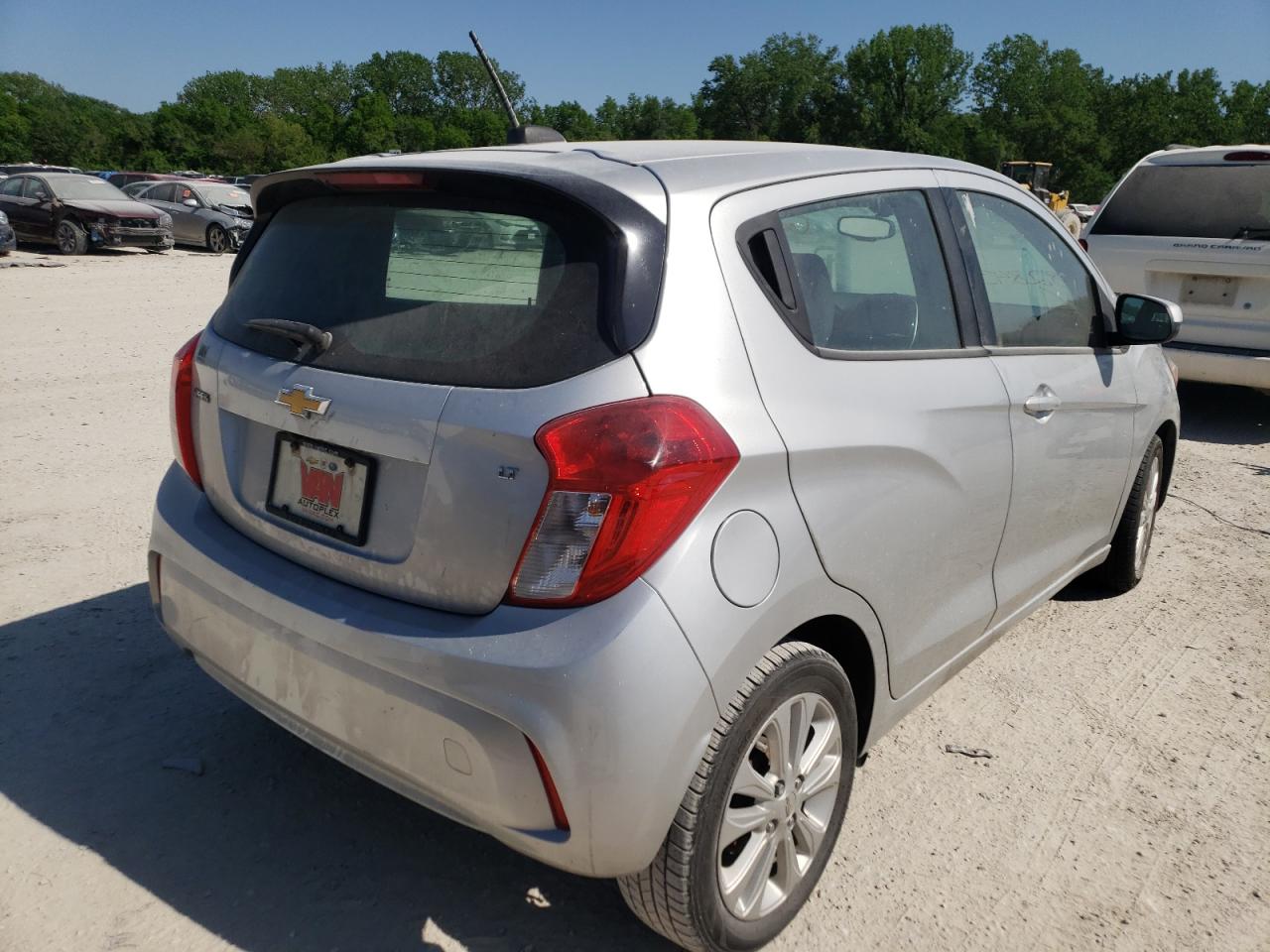 Photo 4 from auction – 2017 CHEVROLET SPARK 1LT with VIN KL8CD6SA5HC782843