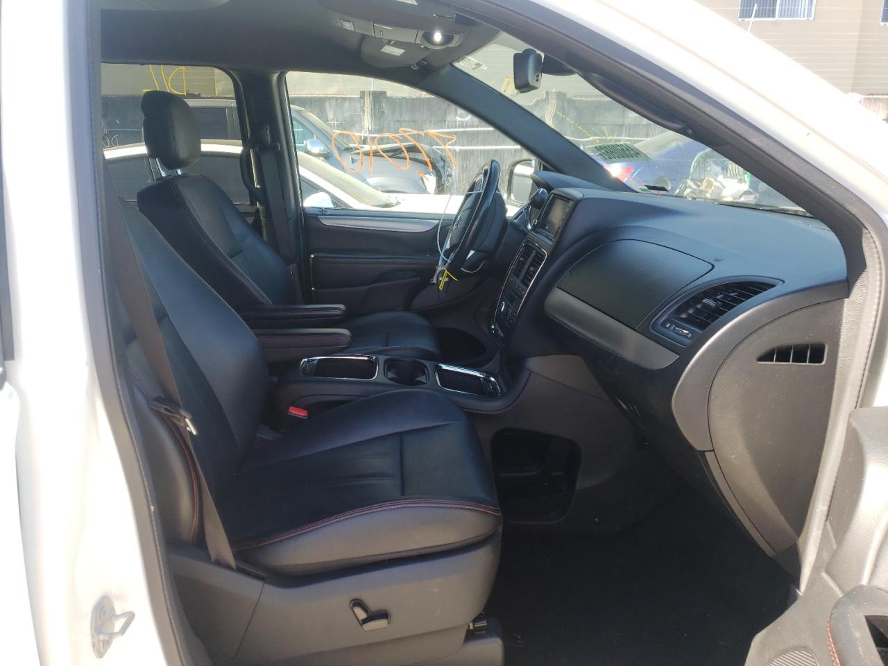 Photo 5 from auction – 2019 DODGE GRAND CARA with VIN 2C4RDGEG2KR768999