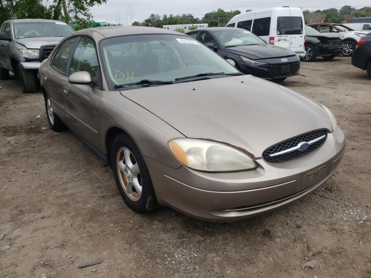 FORD TAURUS SE 2002 with VIN 1FAFP53U92G272144 - Photo from auction