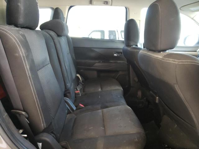 Photo 6 from auction – 2016 MITSUBISHI OUTLANDER with VIN JA4AD3A3XGZ013664