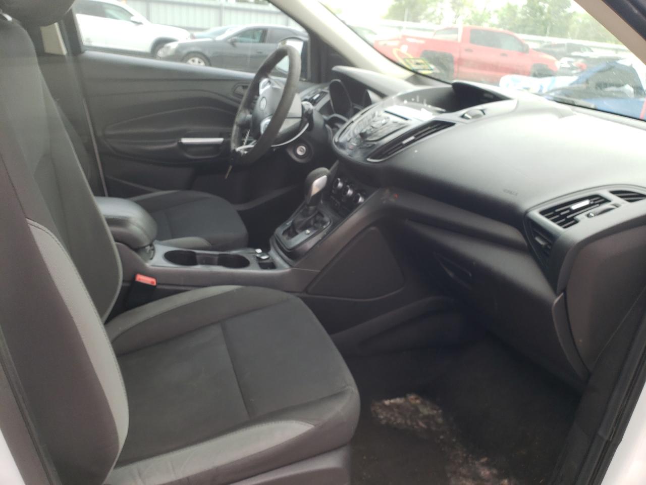 Photo 19 from auction – 2014 FORD ESCAPE S with VIN 1FMCU0F79EUA09832