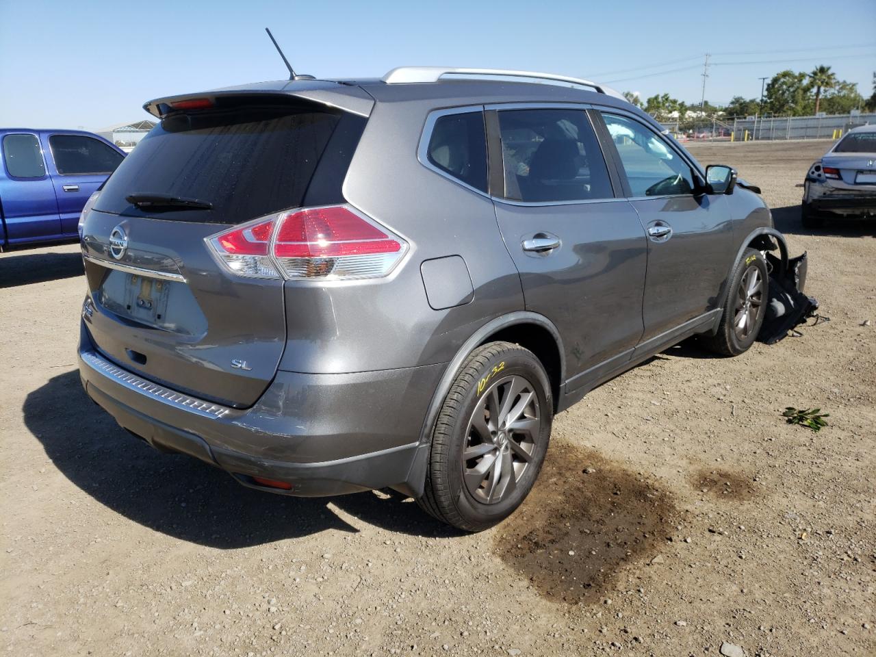 Photo 4 from auction – 2016 NISSAN ROGUE S with VIN JN8AT2MT7GW013559