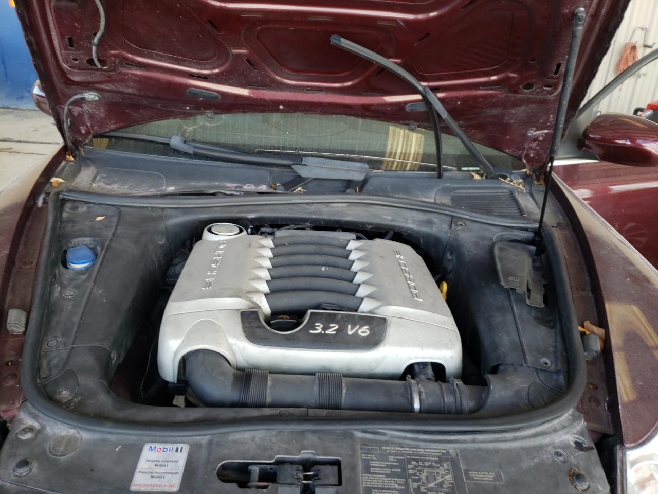 Photo 7 from auction – 2005 PORSCHE CAYENNE with VIN WP1AA29PX5LA21634