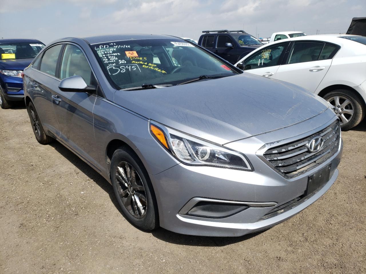 HYUNDAI SONATA SE 2016 with VIN 5NPE24AF9GH264356 - Photo from auction