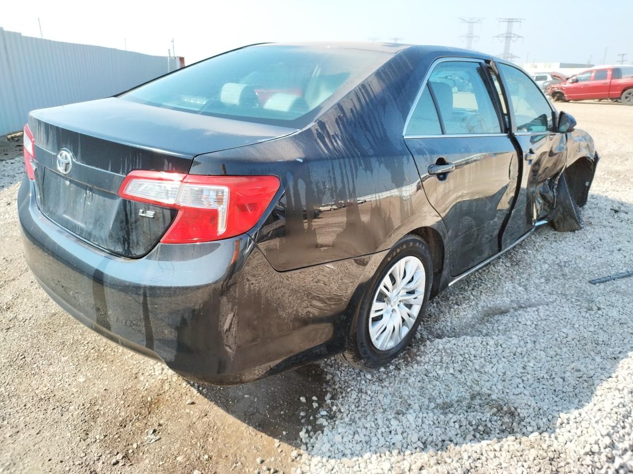 Photo 4 from auction – 2014 TOYOTA CAMRY L with VIN 4T4BF1FK6ER416111