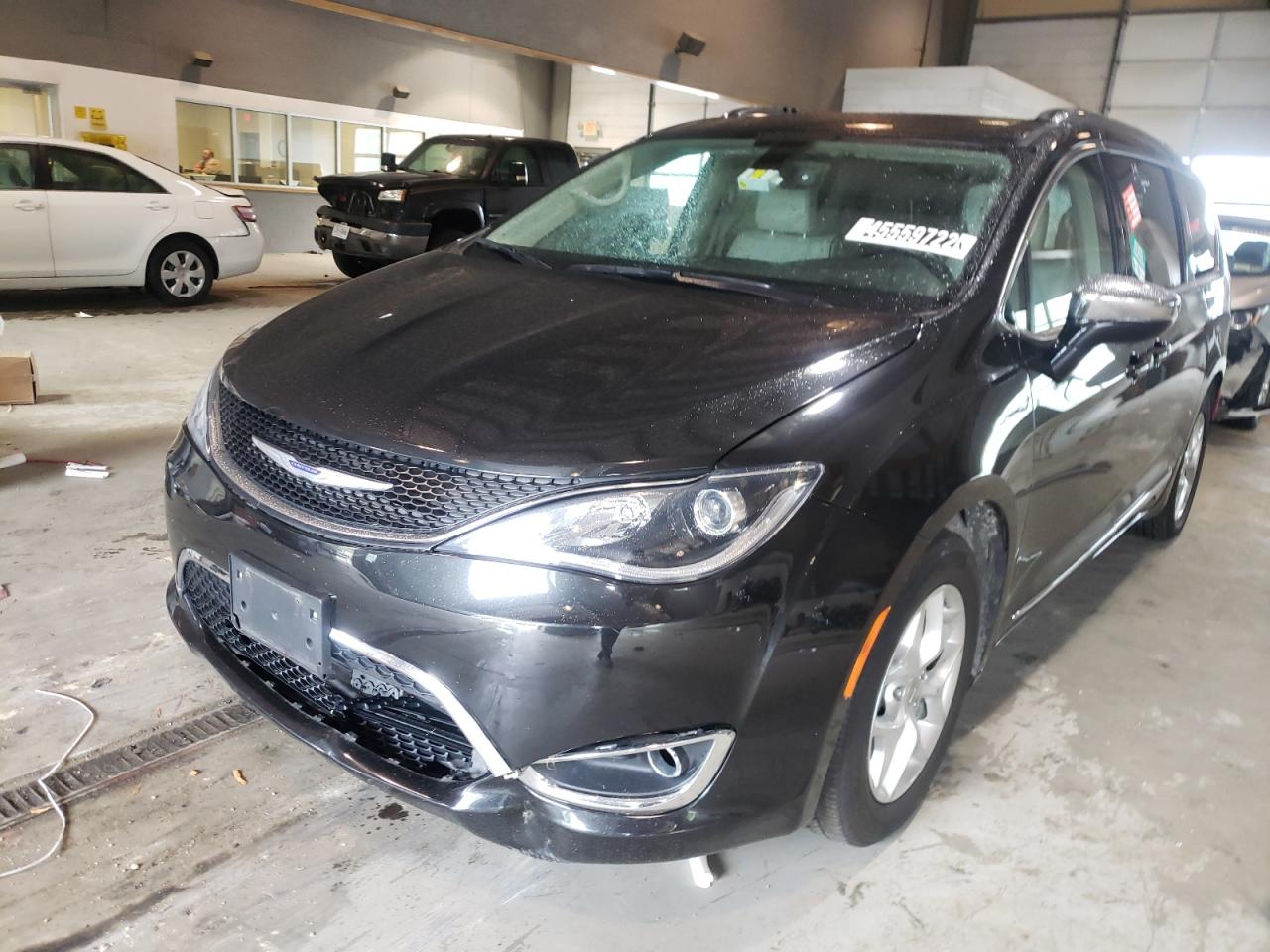 Photo 9 from auction – 2020 CHRYSLER PACIFICA L with VIN 2C4RC1GGXLR187135