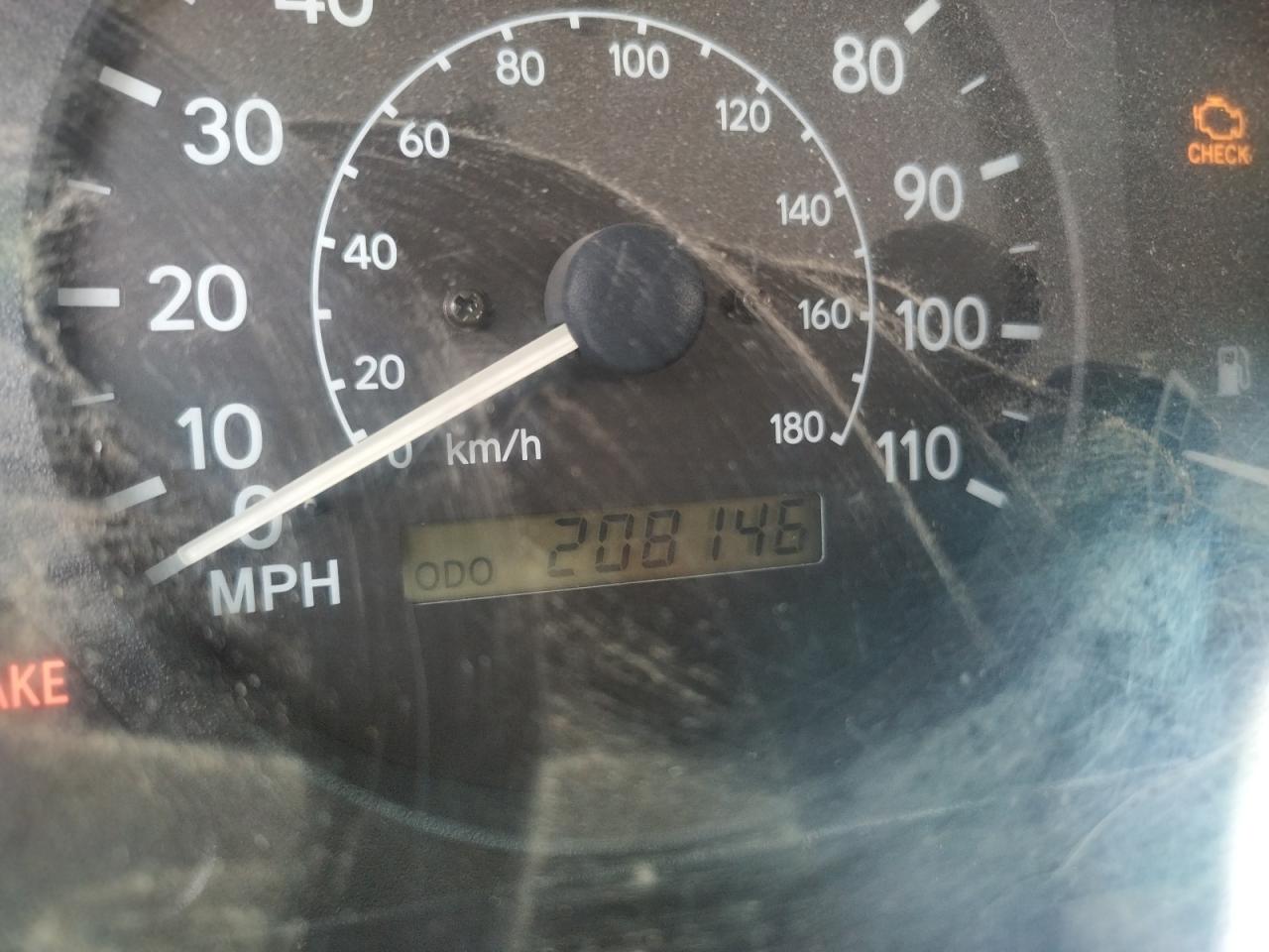 Photo 8 from auction – 2000 CHEVROLET PRIZM/LSI with VIN 1Y1SK5284YZ417689